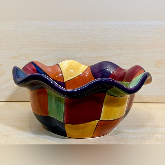 Vintage Tabletops Gallery Caracas Bowl Ruffled Rim Hand Painted (Discontinued) - Picture 2 of 10